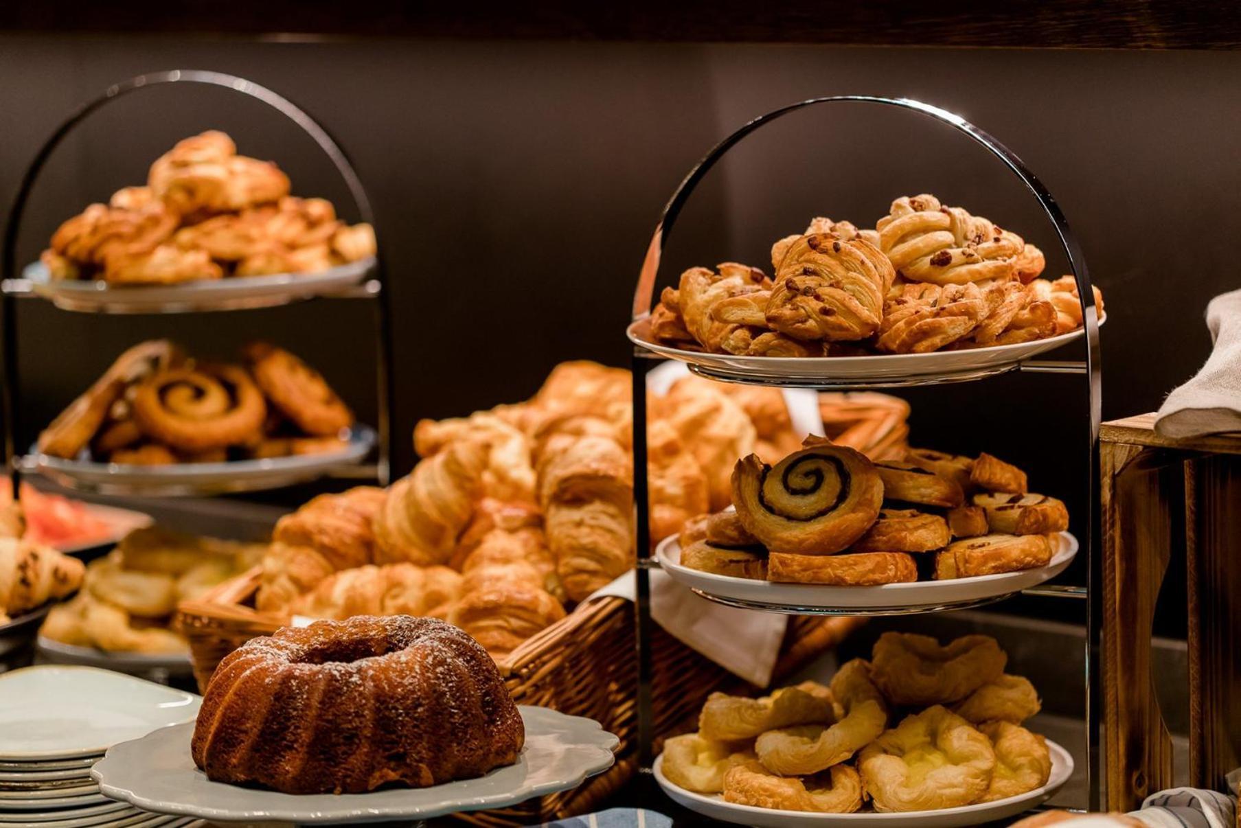 Motel One Berlin-Spittelmarkt ภายนอก รูปภาพ
