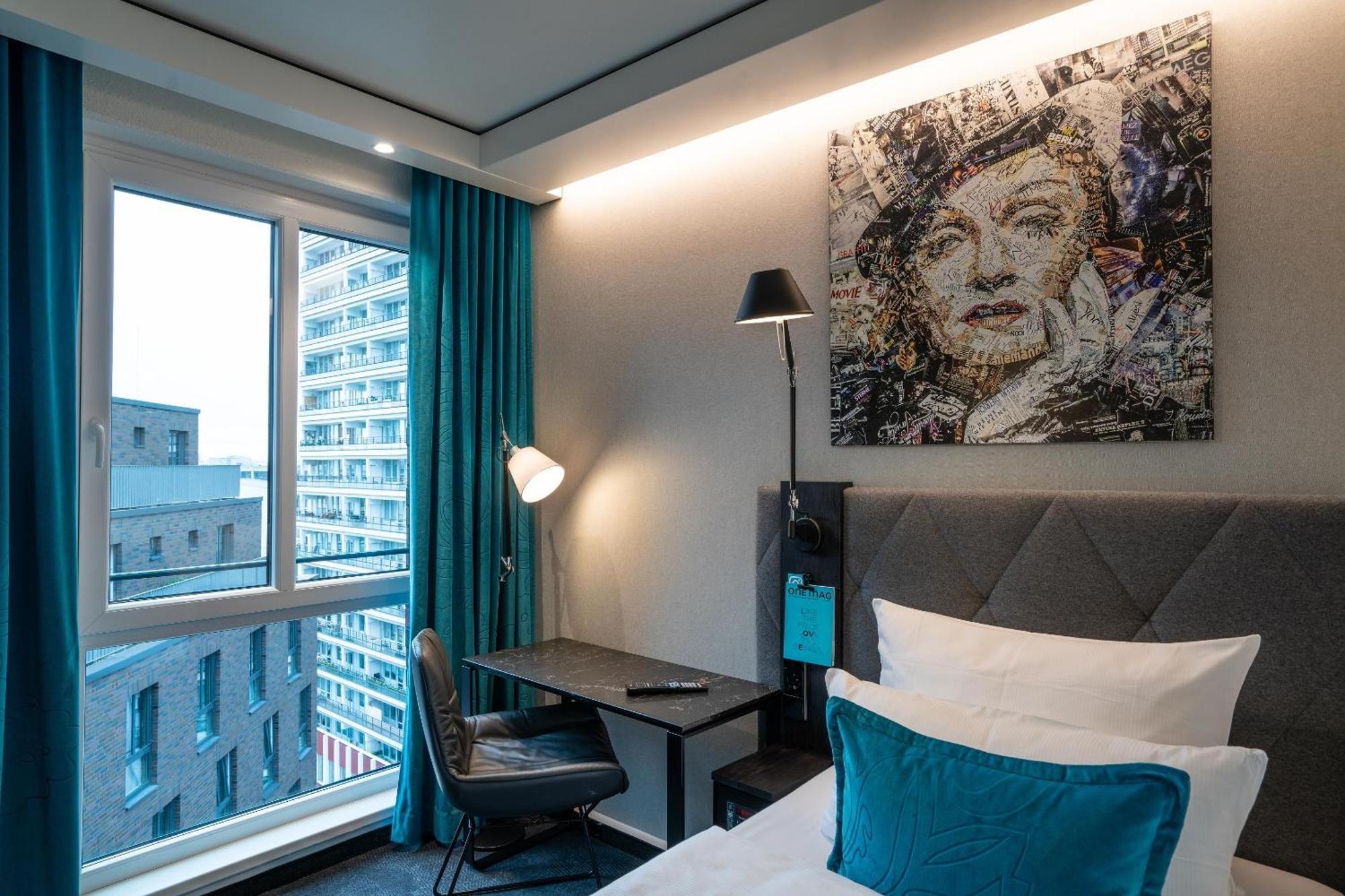 Motel One Berlin-Spittelmarkt ภายนอก รูปภาพ