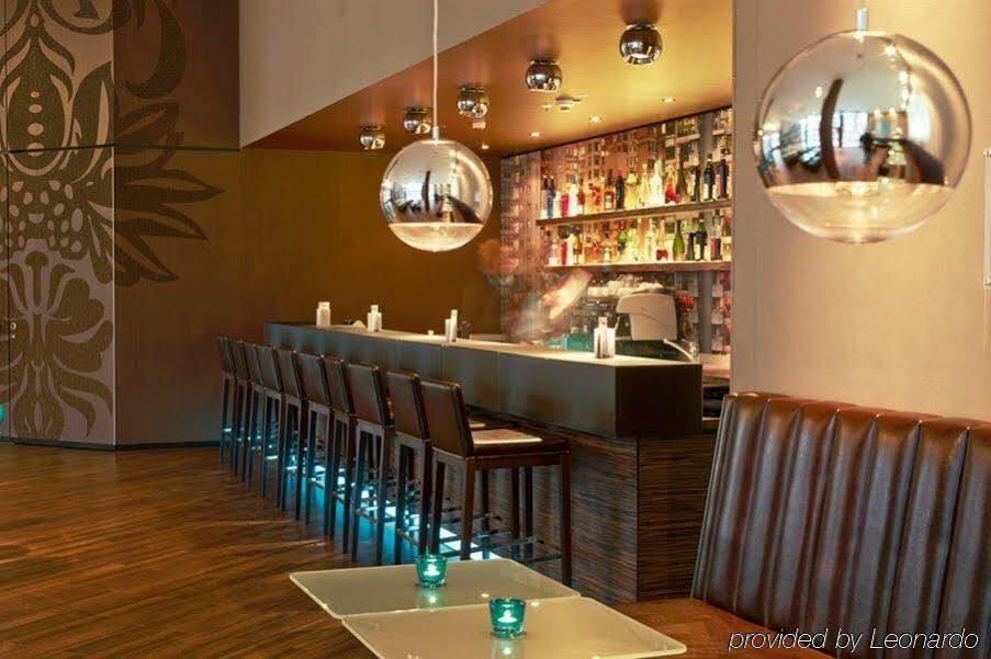 Motel One Berlin-Spittelmarkt ภายนอก รูปภาพ